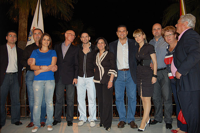 Las Torres de Cotillas da una calurosa bienvenida a su paisano Gins, ganador de “Fama” - 4