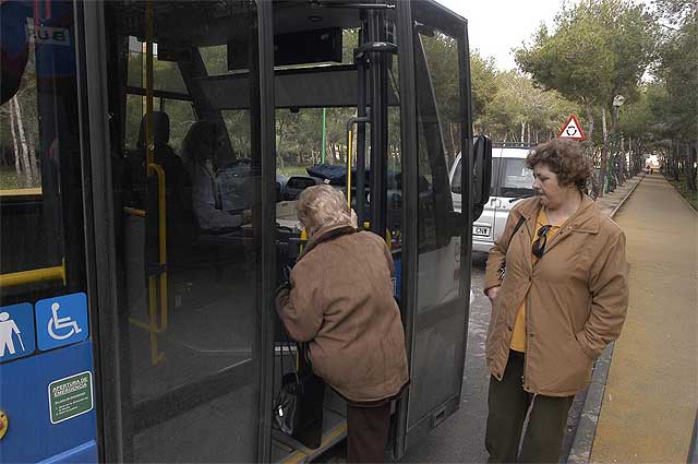 Los autobuses urbanos de Cartagena ganaron más de 300.000 viajeros en 2008 - 1, Foto 1