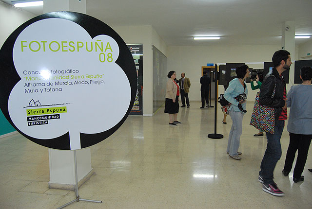 Se inaugura la exposicin Fotoespuña08 en la Casa de la Cultura, Foto 3