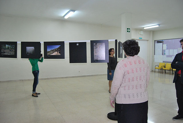 Se inaugura la exposicin Fotoespuña08 en la Casa de la Cultura, Foto 4