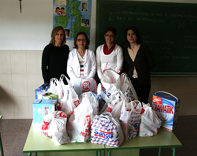 La campaña municipal de recogida de alimentos llega a su ecuador con gran éxito - 3, Foto 3