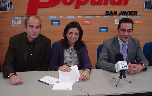 “El modelo educativo de Zapatero sólo consiste en un baile de ministros” - 1, Foto 1