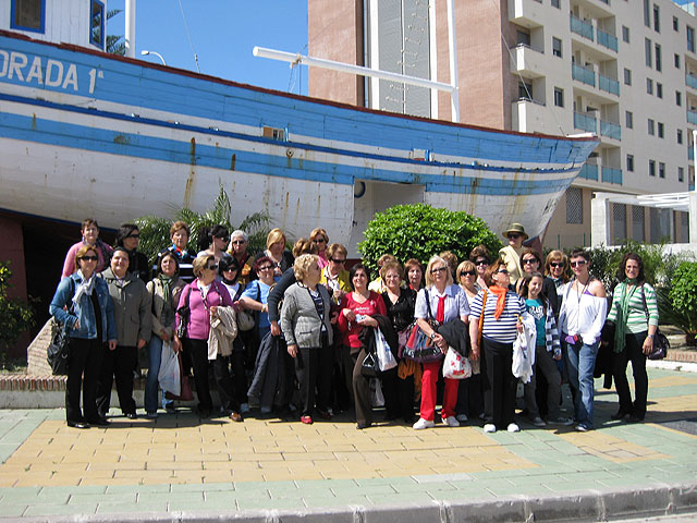 Ms de una treintena de mujeres de la localidad participaron en el Viaje-Convivencia para mujeres a la Costa del Sol, Foto 3