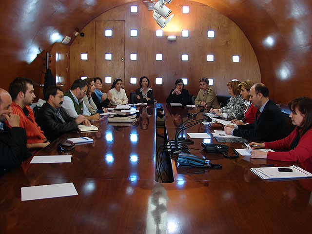 La Mesa Local sobre Absentismo se reúne mañana en el Ayuntamiento de Lorca - 1, Foto 1