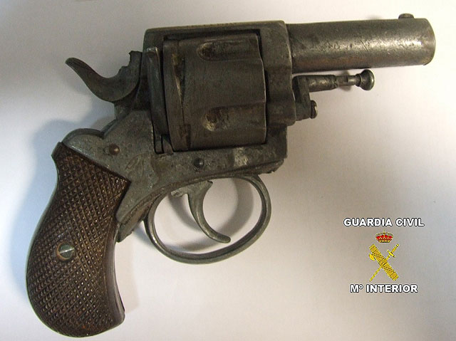 La Guardia Civil detuvo en Jumilla a cuatro personas como presuntas autoras de un robo con violencia e intimidación en Monóvar (Alicante) - 1, Foto 1