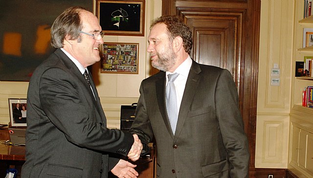 Sotoca solicita al ministro que se mantenga la corresponsabilidad entre las administraciones para mejorar la Educación - 1, Foto 1