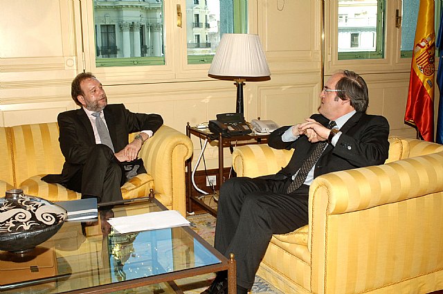 Sotoca solicita al ministro que se mantenga la corresponsabilidad entre las administraciones para mejorar la Educación - 2, Foto 2