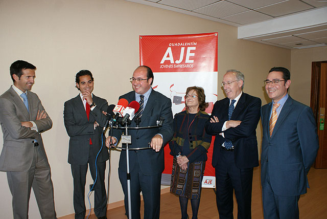 Puerto Lumbreras acoge el Encuentro Empresarial entre los Jóvenes Empresarios del Guadalentín y Manuel Pizarro - 2, Foto 2