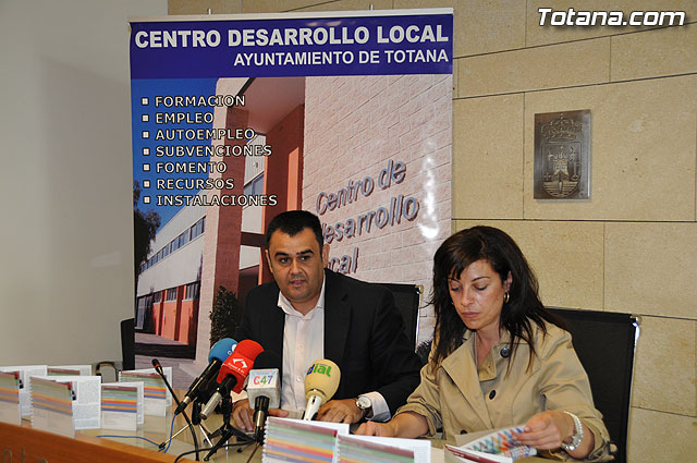 Se presenta la “Gua de recursos de empleo”, que recoge  una decena de organismos que asesoran y orientan en la bsqueda de empleo - 1