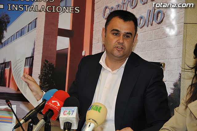 Se presenta la “Gua de recursos de empleo”, que recoge  una decena de organismos que asesoran y orientan en la bsqueda de empleo - 6