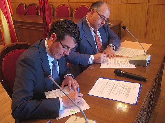 Firma el convenio Fundación Dar de Sí - 2, Foto 2