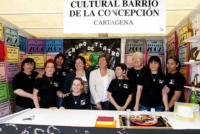 Inaugurada la VIII Feria de Asociaciones de Mujeres y Muestra de Talleres - 2, Foto 2