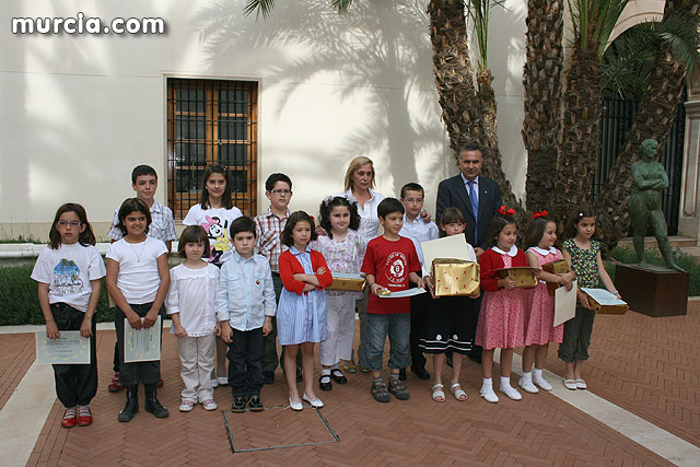 16 alumnos de Infantil y Primaria de la Región ganan la VIII edición del concurso de dibujo ‘Mi pueblo, Europa’ - 1, Foto 1