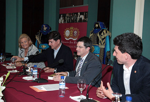 Manuel Pimentel presenta su último libro en los Encuentros con la Cultura de la Federación San Clemente de Lorca - 2, Foto 2