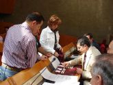 El Pleno del Ayuntamiento de Lorca designa a 945 ciudadanos como presidentes, vocales y sustitutos de las 106 mesas electorales para el 7 de junio