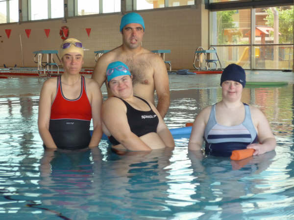 Los usuarios del Centro Ocupacional “José Moyá” finalizan las actividades acuáticas... - 1, Foto 1