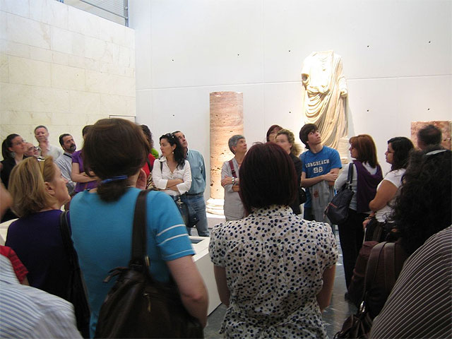 Cuarta visita de la Bolsa de Idiomas al Teatro Romano - 2, Foto 2