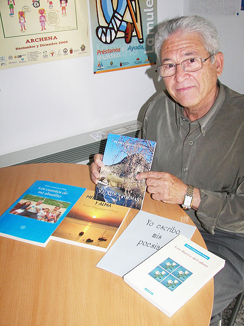 Quinto libro del poeta local Víctor Campuzano - 2, Foto 2