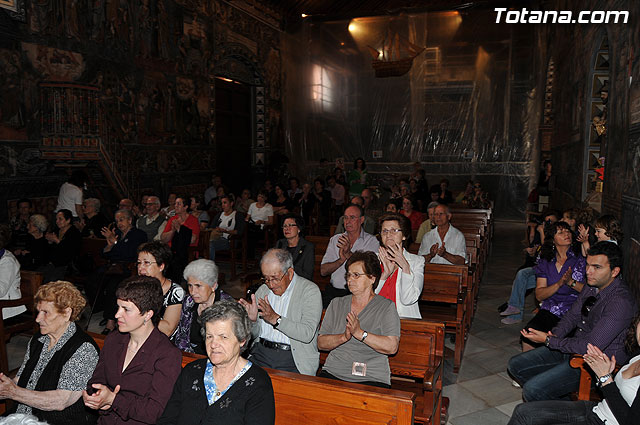 Autoridades municipales asisten a una convivencia celebrada La Santa - 6