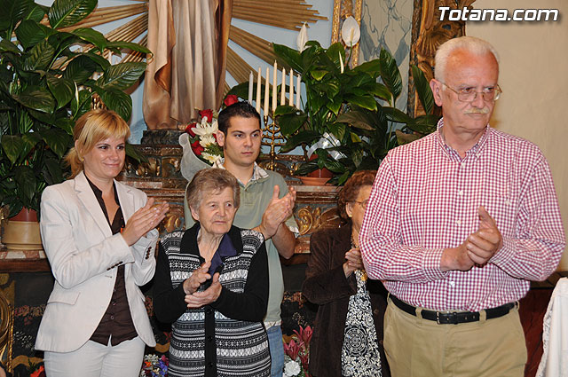 Autoridades municipales asisten a una convivencia celebrada La Santa - 31