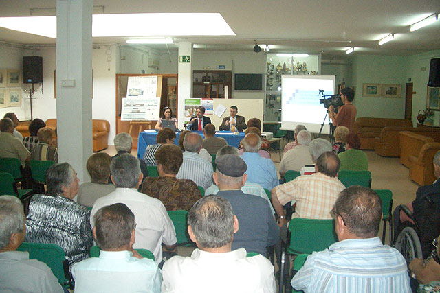 Las ayudas y servicios sociales, más cerca de los mayores torreños - 2, Foto 2