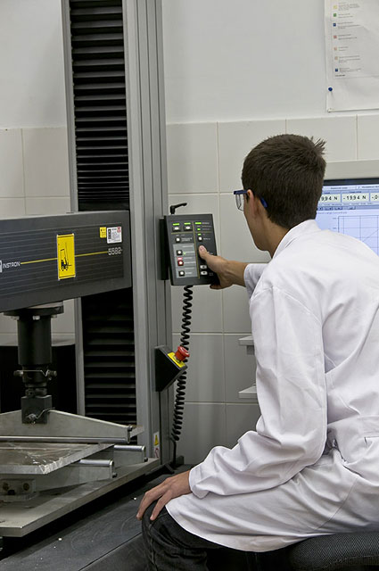 El Centro Tecnológico del Mármol consigue que materiales endebles puedan ser utilizados en pavimentos - 1, Foto 1