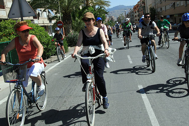 Más de 100 personas participaron ayer en el paseo en bicicleta de los XVI Encuentros Deportivos de la Mujer - 1, Foto 1