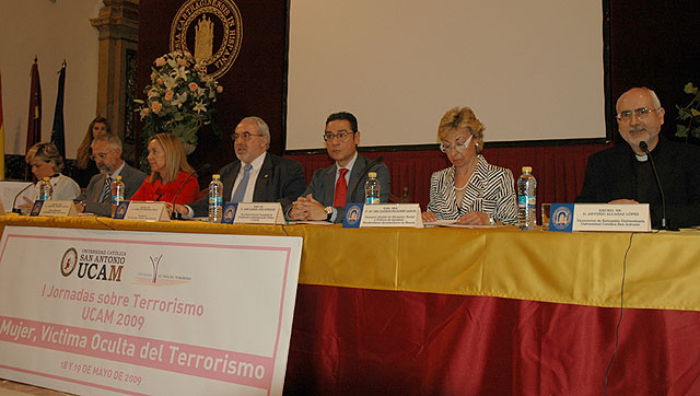 El presidente de la AVT: “Estas mujeres han enseñado a sus hijos a no tener odio” - 1, Foto 1