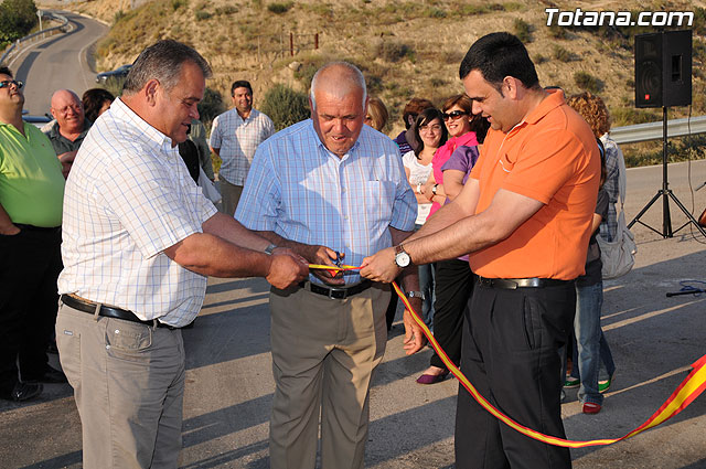 Inauguran las obras de un camino en la diputacin de Las Viñas-Carivete - 6