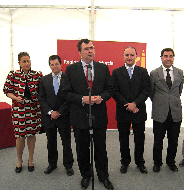 La Comunidad inicia las obras para la supresión del paso a nivel de Santa Clara - 2, Foto 2