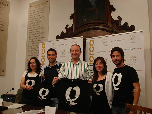 El IMJUVE, la Asociación “Qdamos y el Lorca Deportiva promocionan el “chut del ascenso”, en la Alameda de la Constitución - 1, Foto 1