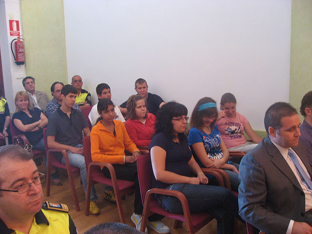 Se presenta en Torre Pacheco la campaña de vigilancia y control de uso del casco - 2, Foto 2