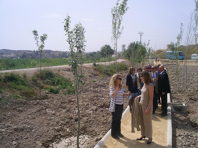 La directora general del Agua del MARM visita las obras de modernización de regadíos de la Acequia Mayor de Molina y las de recuperación ambiental en el río Segura - 1, Foto 1