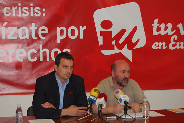 Pujante da un sí crítico al Pacto Social por la Educación 2009-2012 - 1, Foto 1