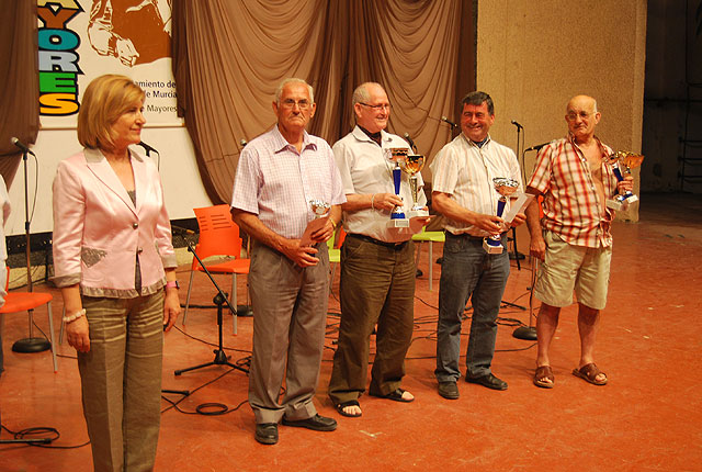 Premiados del Concurso de Petanca, Brisca y Domin de Mayores, Foto 2