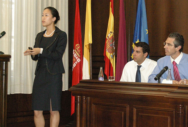 La UCAM ha acogido esta mañana una conferencia sobre la nueva democracia participativa - 1, Foto 1