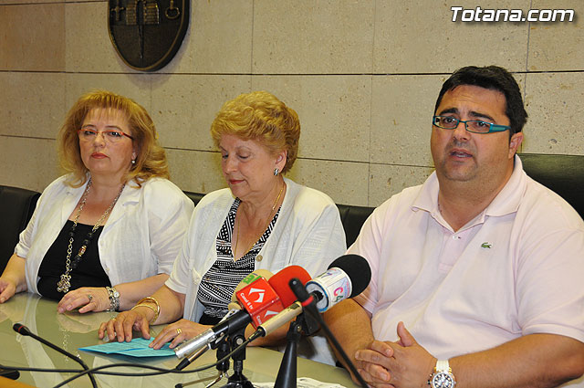 Las personas mayores de la localidad disfrutarn de un amplio programa de actividades en sus tradicionales fiestas - 2