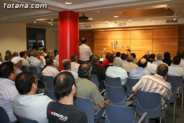 Charla del Secretario de Estado de Agua y Medio Rural en CEBAG-Totana - 1