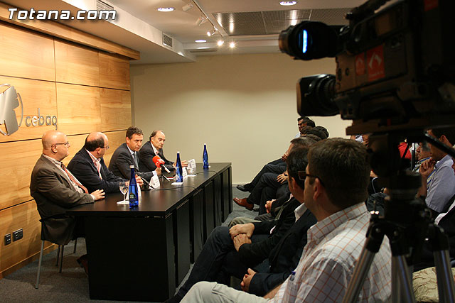 Charla del Secretario de Estado de Agua y Medio Rural en CEBAG-Totana - 13