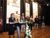 Candelaria Sánchez Gómez recibe el I Premio al Compromiso Voluntario