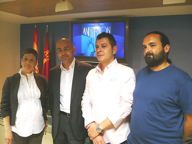 El director general de Promoción Cultural, Antonio Martínez, presentó la obra 'Anfitrión' - 1, Foto 1