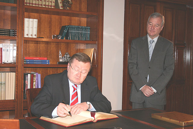 La Comunidad afianza sus relaciones comerciales y económicas con Rusia y prepara una misión institucional - 1, Foto 1