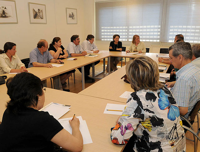 Se constituyó el Centro de Estudios sobre la Memoria Educativa de la Universidad de Murcia - 1, Foto 1