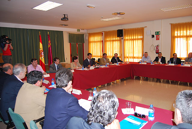The municipality and the Ministry of Social Policy, Women and Immigration signed an agreement amounting to 127,439 euros, Foto 2