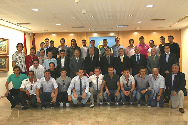 Valcárcel y el Cartagena se emplazan para celebrar el ascenso a Primera - 1, Foto 1