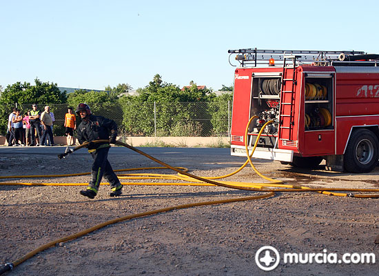 Efectivos del Parque de Bomberos de Alhama-Totana sofocan un incendio en un almacén de brócoli en Totana - 4, Foto 4