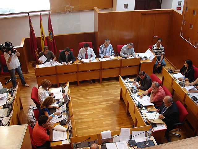 El Pleno aprueba la gran superficie de La Torrecilla, fruto del convenio que permitirá la construcción del CAR de Voley y 3.000 m2 de suelo para un geriátrico - 1, Foto 1