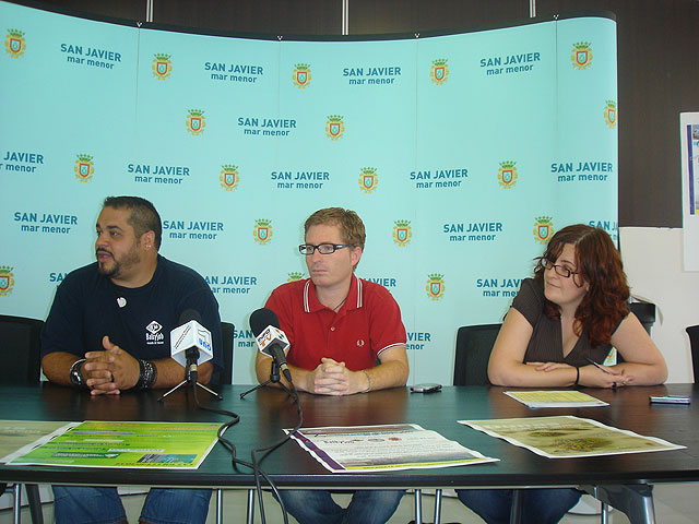 La concejalía de Medio Ambiente inicia mañana con una limpieza popular de playas un programa de actividades - 1, Foto 1
