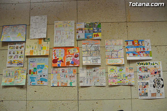 La concejal de Educacin entrega los premios del concurso de cmics contra el absentismo escolar - 31