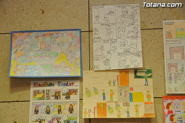 La concejal de Educacin entrega los premios del concurso de cmics contra el absentismo escolar - 32